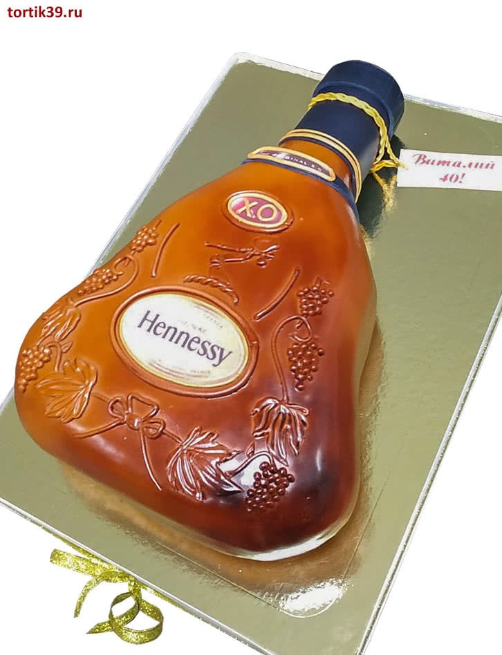 Торт «Бутылка коньяка Hennessy»