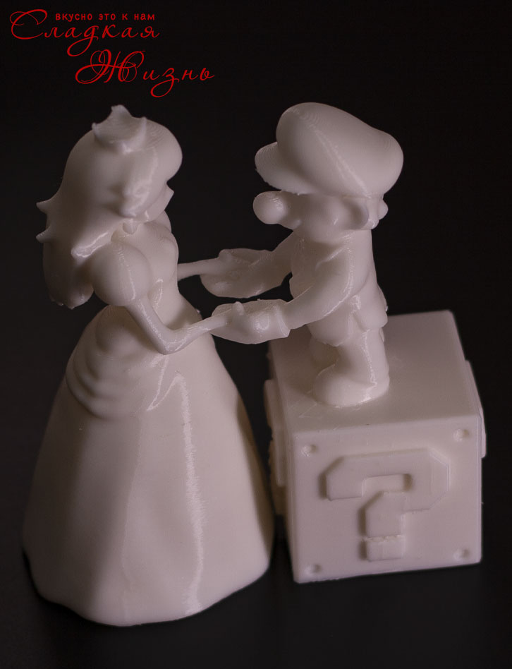 Марио влюблен - Фигурка на свадебный торт